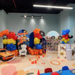 Party Room - Hot Wheels - Big Room
